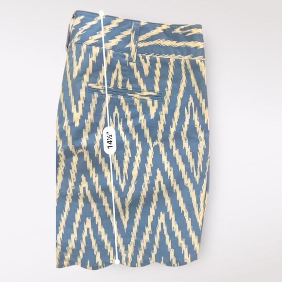 J. McLaughlin Diamond Patterned Scalloped Shorts Womens Size‎ 4 Blue White - Picture 3 of 11